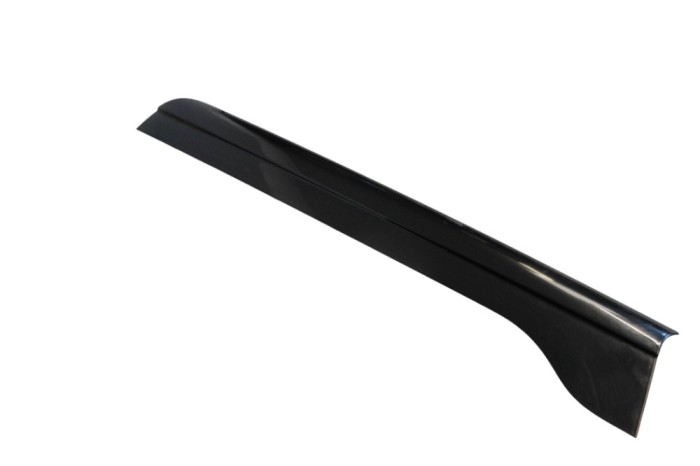 Bandou inferior ușă dreapta spate LAND ROVER DISCOVERY V L462 2017 OEM: HY32-51776-AD,HY3M-51776-AD 22930067