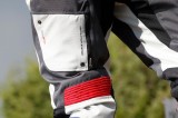 Cumpara ieftin Pantaloni motociclete Touring unisex Seventy vara/iarna model SD-PT3 culoare: gri/rosu/albastru L