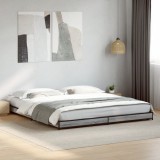 Cumpara ieftin Cadru de pat, gri sonoma, 200x200 cm, lemn prelucrat și metal