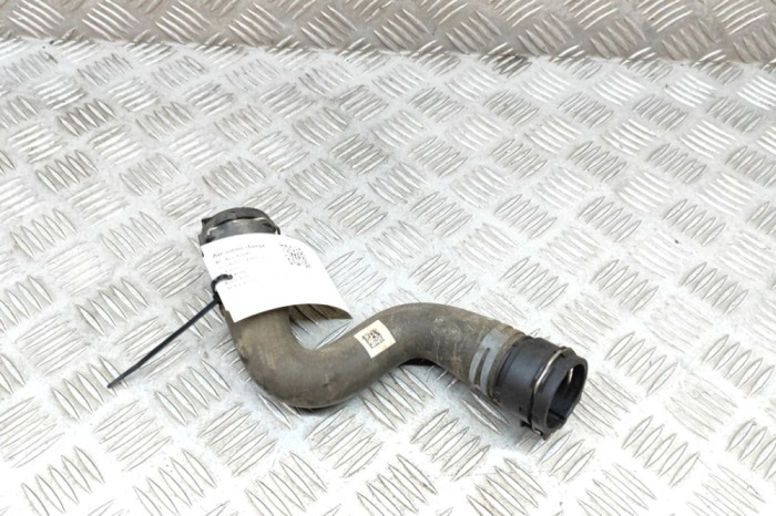 Furtun de lichid de răcire AUDI Q5 FY 2017 OEM: 80A122101BM 22368897