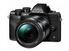 Aparat foto Mirrorless Olympus E-M10 Mark IV 14150 Black + Obiectiv M.Zuiko Digital 14-150mm Black foto