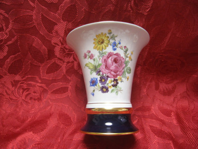 VAZA PORTELAN CU COBALT ROYAL DUX BOHEMIA DECOR TRANDAFIRI 15.5 CM foto