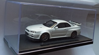 Macheta Nissan Skyline GT-R (R34) V Spec II 2000 alb - Ebbro 1/43 foto