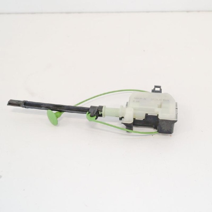 &Icirc;ncuietoare capac rezervor VOLVO V60 2011 OEM: 861131-36 3228170