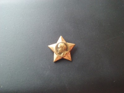 Insigna -U.R.S.S.-Lenin - foto