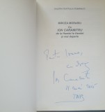 MIRCEA MORARIU CU ION CARAMITRU DE LA HAMLET LA HAMLET SI MAI DEPARTE (AUTOGRAF)