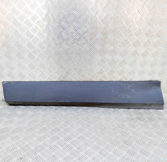 Bandou inferior ușă st&acirc;nga față OPEL MOKKA / MOKKA X 2015 OEM: 95157442