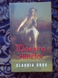 n3 Maestra runelor - Claudia Grob
