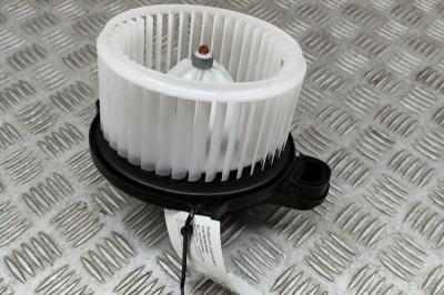 Ventilator aeroterma KIA STONIC YB 2023 OEM: 97113-H8500,F00S3B2571 22966584 foto