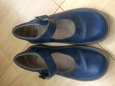 dr. martens air wair shoes 8A57 sandale din piele cu curea marime UK 5 EU nr. 38 foto