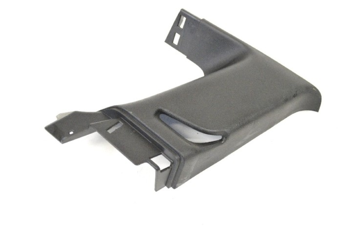 Ornament st&acirc;lp spate st&acirc;nga JEEP GRAND CHEROKEE IV WK, WK2 2011 OEM: PI01039050BLR,I01039050BLR 11600792