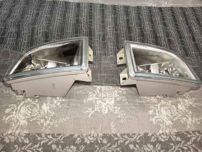 Proiectoare halogen ceață Skoda Fabia 1 (1999 și 2004) foto