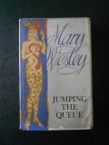 MARY WESLEY - JUMPING THE QUEUE (ed. cartonata, 1990)