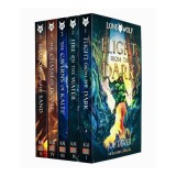 Cumpara ieftin Lone Wolf Series Books 1 - 5 Collection Set by Joe Dever (Flight from the Dark, Fire on the Water, Caverns of Kalte, Chasm of Doom &amp; Shadow on the San