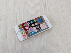 iPhone 7 256gb Gold neverlocked 100% original BONUS: Folie + Husa + Cablu Poze Reale Auriu