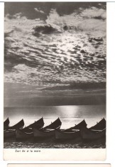 CPIB 15661 CARTE POSTALA - ZORI DE ZI LA MARE, BARCA, BARCI, RPR