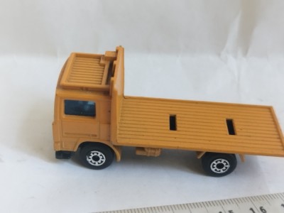bnk jc Matchbox 23 Volvo Container Truck foto