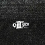 Senzor de impact st&acirc;nga față PEUGEOT 108 2015 OEM: 89831-0H040 1542841