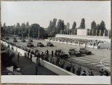 Scena de la defilarea din 23 august 1984// fotografie