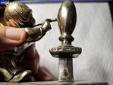 Statuie vintage argint laminat Micul pictor