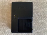 &Icirc;ncărcător SONY Model BC-CSGC - Original
