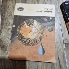 STIHURI PESTRITE - ARGHEZI