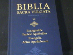 BIBLIA SACRA VULGATA- VOL8-EVANGHELIILE-FAPTELE APOSTILILOR-668 PG A 4- foto