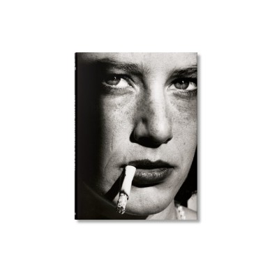 Helmut Newton. Legacy foto