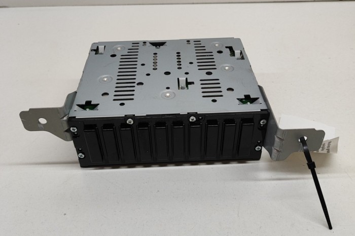Unitate radio CD navigație HYUNDAI TUCSON NX4E, NX4A 2024 OEM: 96560-N7410 27941079