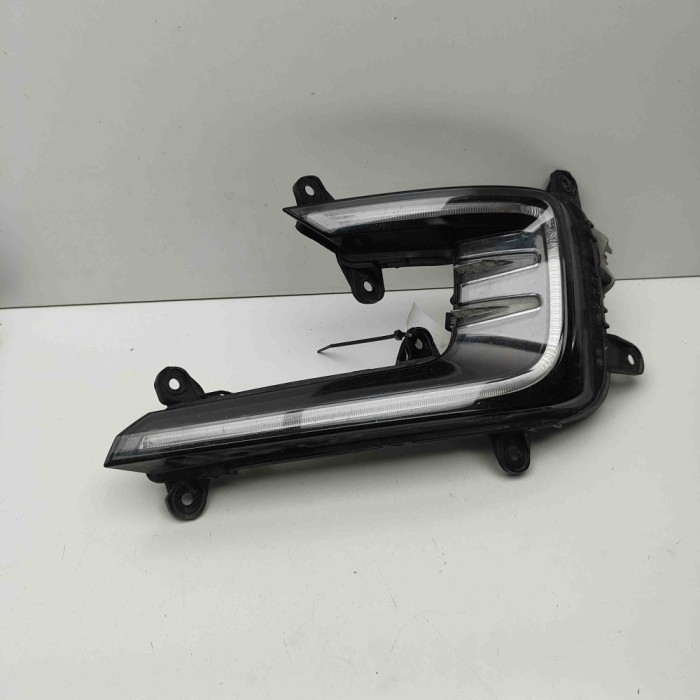 Proiector suplimentar st&acirc;nga față VW PASSAT Variant B8 3G5 2018 OEM: 3G0941055A