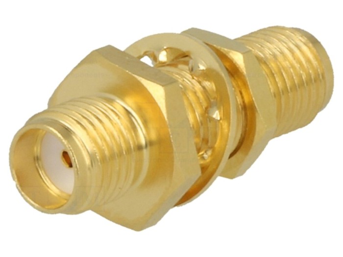 Adaptor SMA mamă aurit 50&Omega;