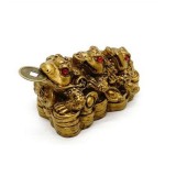 Statueta Feng Shui trei broaste cu pepite si monede din rasina 7,3cm