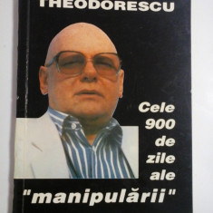 Cele 900 de zile ale "manipularii" - Razvan THEODORESCU