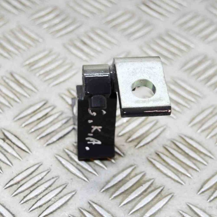 Balama ușă st&acirc;nga spate VW PASSAT B8 3G2 2017 OEM: 8V5833403C,A046574 17186399