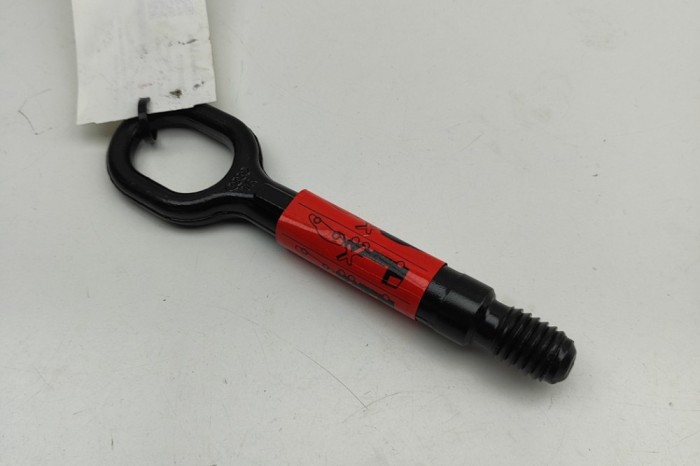 C&acirc;rlig de remorcare AUDI E-TRON GT 2022 OEM: 8K0805615A