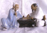 BIBELOU FIGURINA STATUETA PORTELAN MAJOLICA WAN JIANG CHINA JOC DE SAH 23 CM
