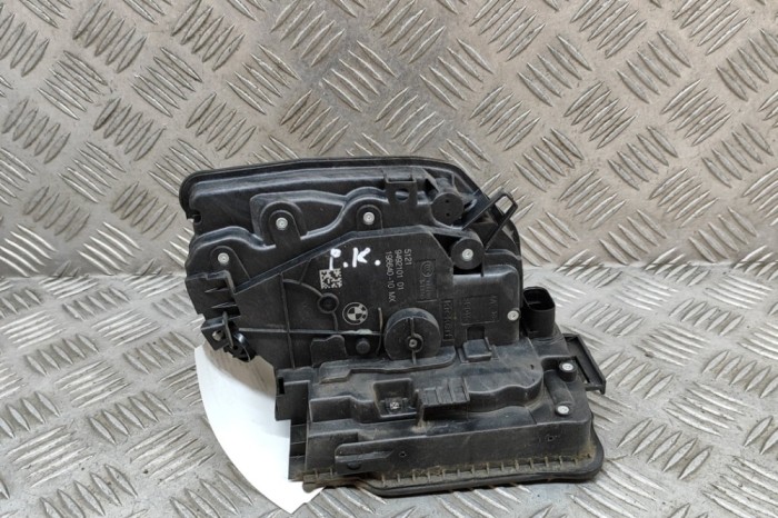 &Icirc;ncuietoare ușă st&acirc;nga față BMW X3 G01, F97 2018 OEM: 9492101 24820908