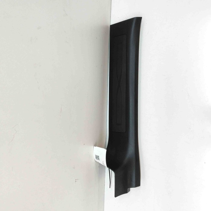 Ornament prag dreapta spate TESLA MODEL X 2020 OEM: 1105148-00-B