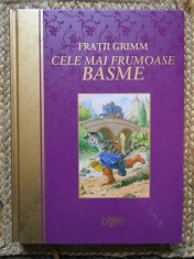 FRATII GRIMM - CELE MAI FRUMOASE BASME ( ILUSTRATII ) , READER&amp;#039;S DIGEST , 2012 foto