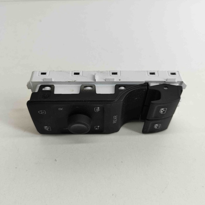 Buton geam ușă st&acirc;nga față VW ID.3 E11 2023 OEM: 10A959862AE 24286737