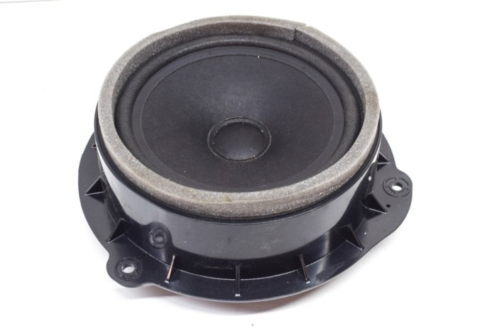 Difuzor ușă st&acirc;nga spate AUDI Q5 FY 2021 OEM: 80A035411 20484899