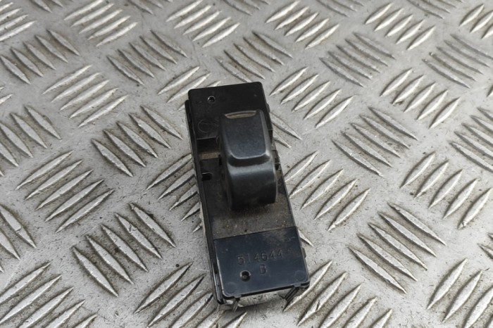 Buton geam ușă dreapta spate ISUZU D-MAX I TFR, TFS 2009 OEM: 8-97403-893-0 | 32052176
