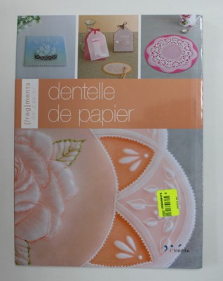 DENTELLE DE PAPIER , [FRAG]MENTS DE PAPIER , photographies par JULIEN CLAPOT , 2012 foto