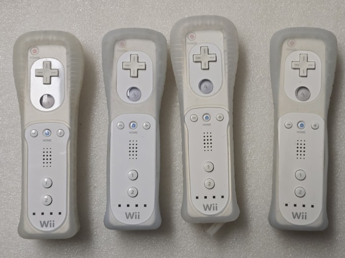 Controller Nintendo Wii Remote Alb RVL-003 + husa protectie