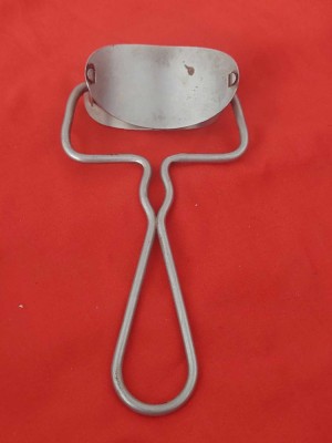 forma de prajituri vechi ,forma veche pentru aluat-galuste-gogosi-placinta -INOX foto