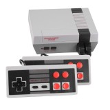 Consola mini de jocuri retro, 620 jocuri si 2 controllere