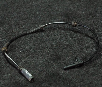 Senzor ABS dreapta spate BMW 6 Cabrio F12 2012 OEM: 6784901,0265008232 2374411 foto