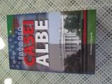 Jean Luc Hees - Istoria Casei Albe