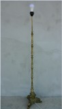 LAMPADAR DE PODEA DIN BRONZ 162 cm.