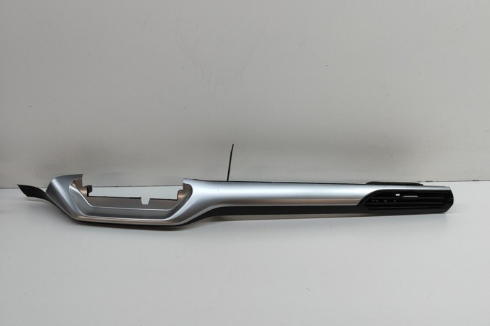 VW ID.4 E21 2022 OEM: 11B858416R SKU: 28537709
